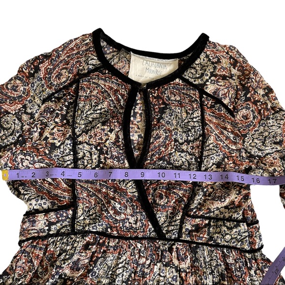 Paisley boho bell sleeve wrap dress with velvet trim - Picture 14 of 16